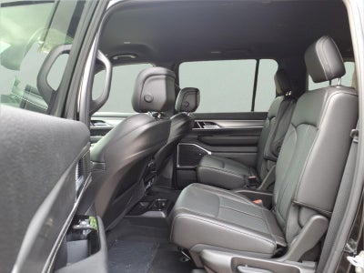 2026 Jeep Grand Wagoneer 4x4
