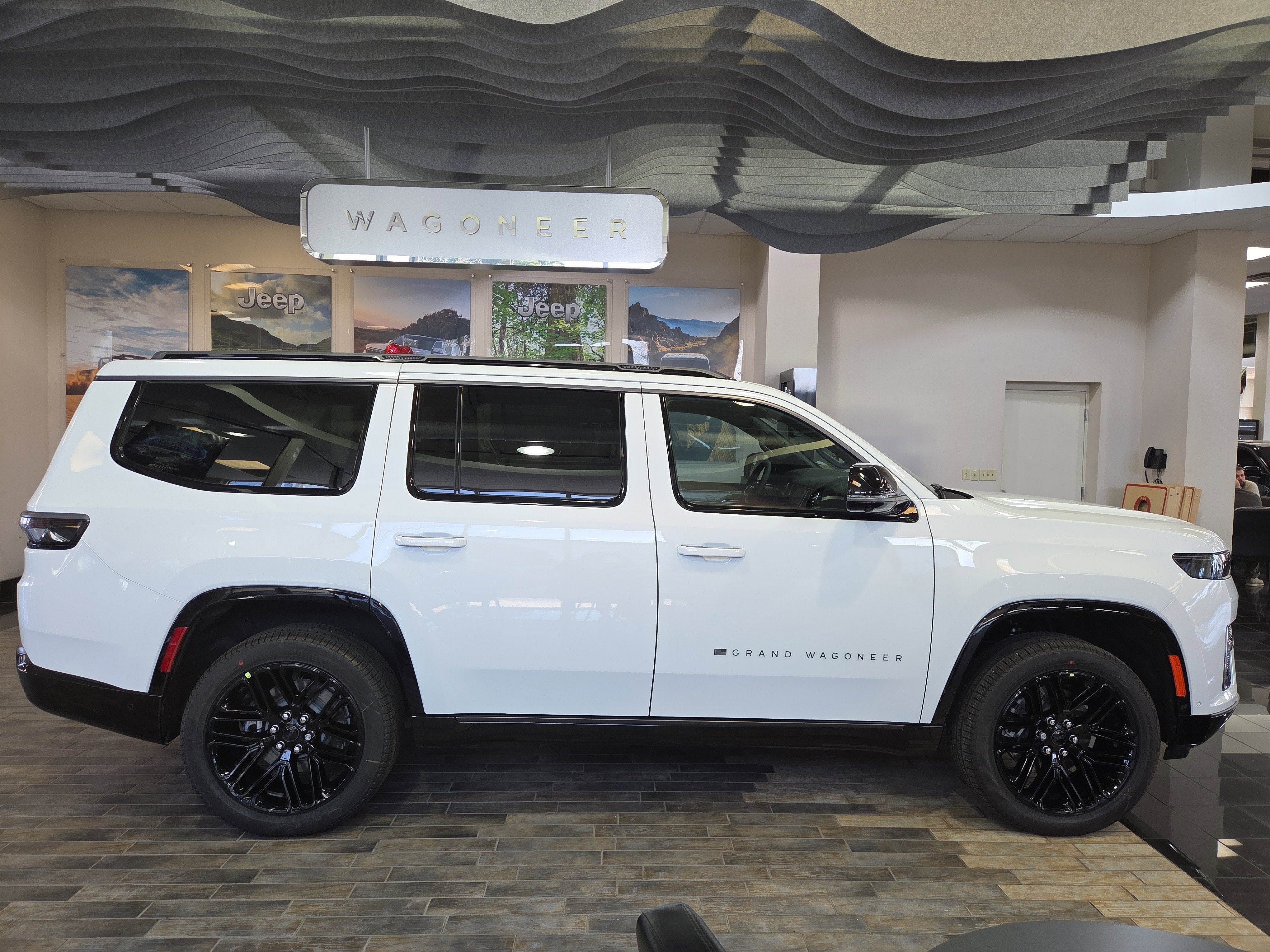 2026 Jeep Grand Wagoneer Limited Reserve