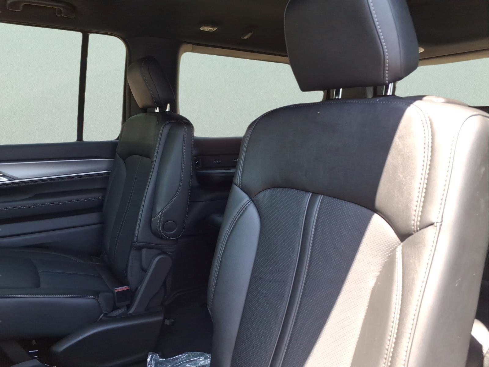 2026 Jeep Grand Wagoneer Limited Altitude