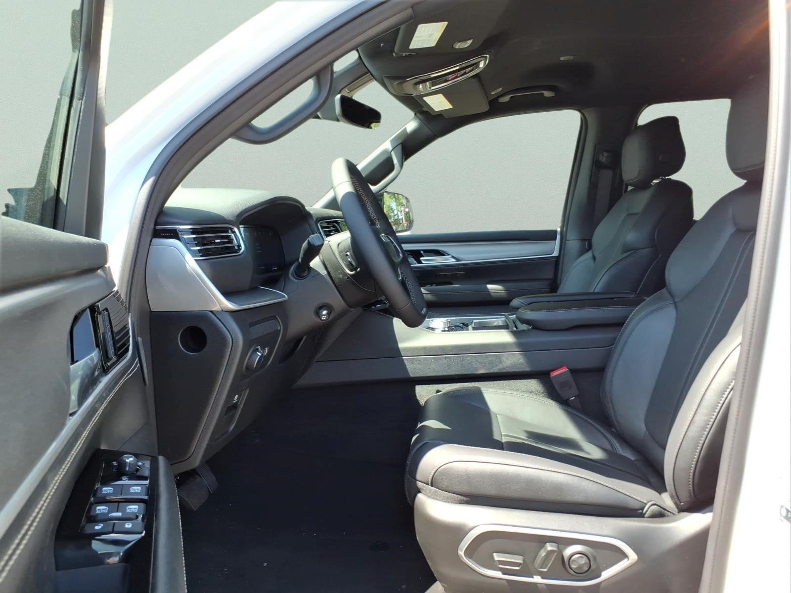 2026 Jeep Grand Wagoneer Limited Altitude