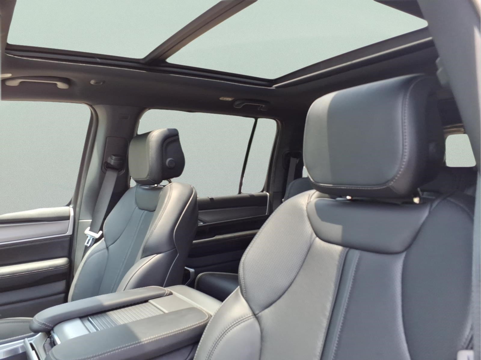 2026 Jeep Grand Wagoneer Limited Reserve 4x4