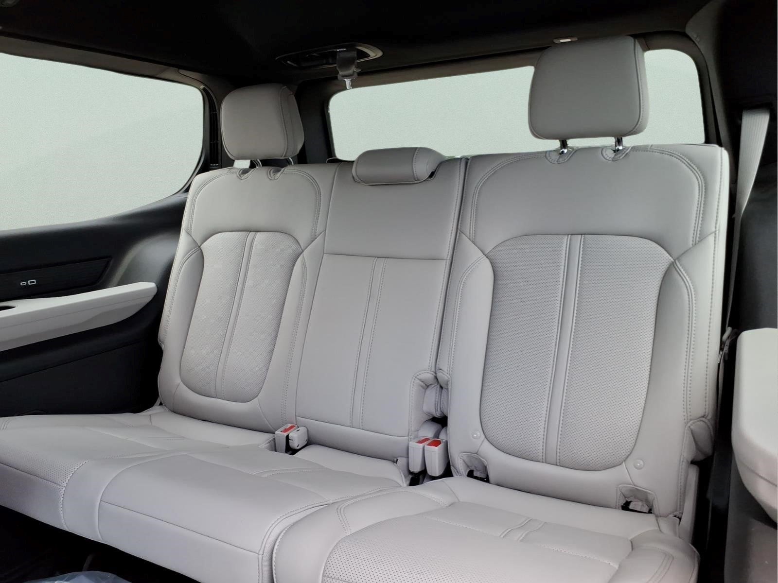 2026 Jeep Grand Wagoneer Limited Altitude 4x4