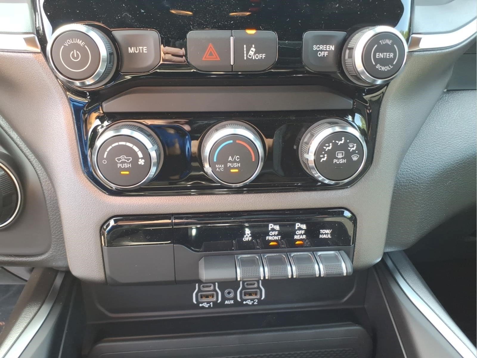 2026 RAM Ram 1500 Express