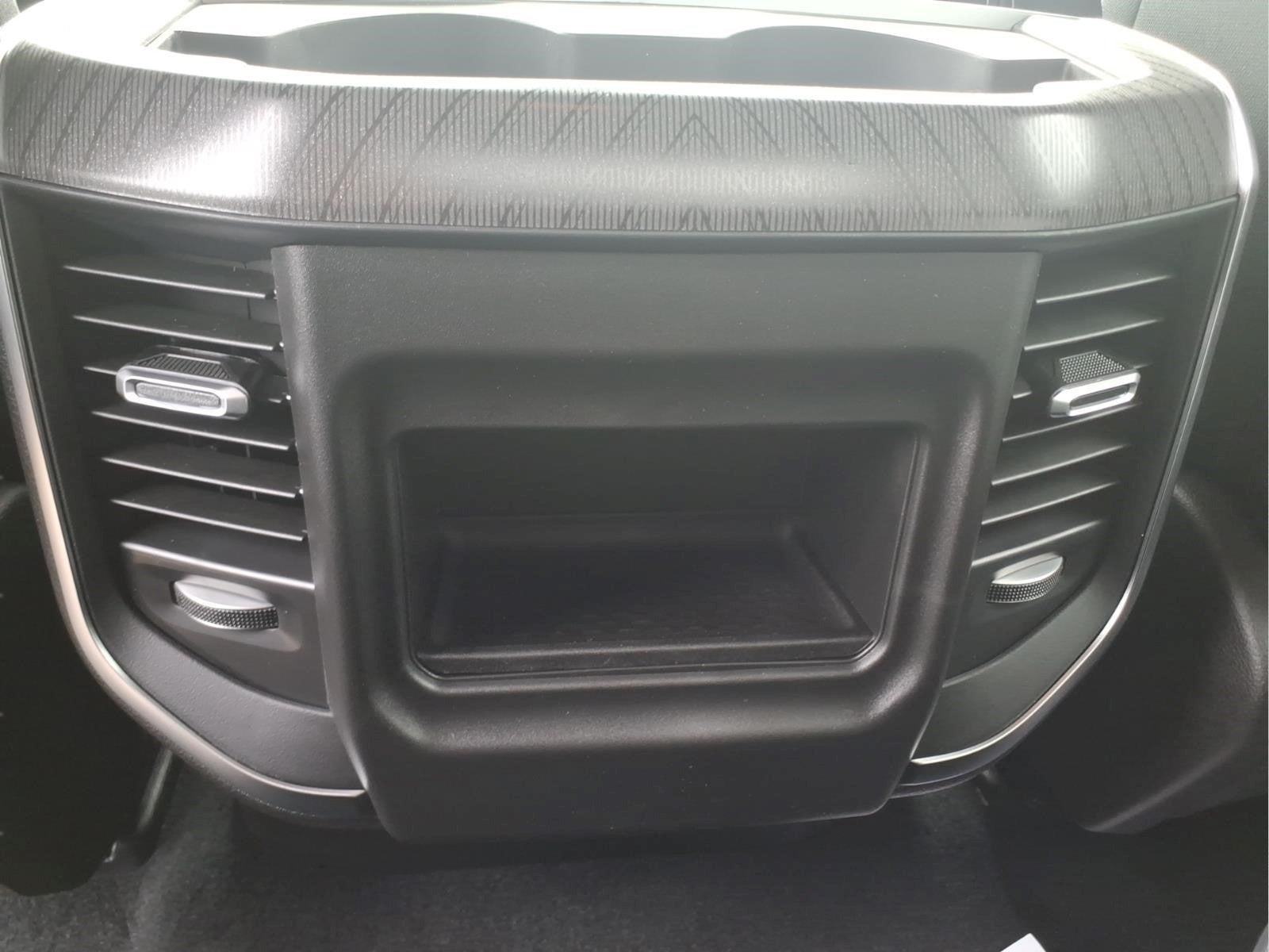 2026 RAM Ram 1500 Express Quad Cab 4x4 6'4" Box