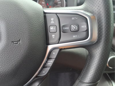 2026 RAM Ram 1500 Express Quad Cab 4x4 6'4" Box