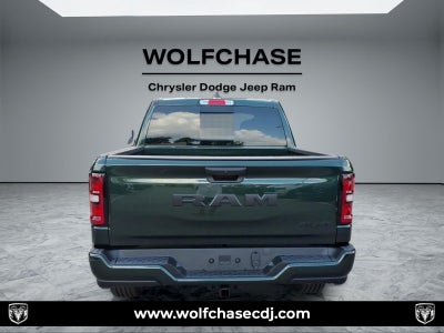 2026 RAM Ram 1500 Express Crew Cab 4x4 5'7" Box