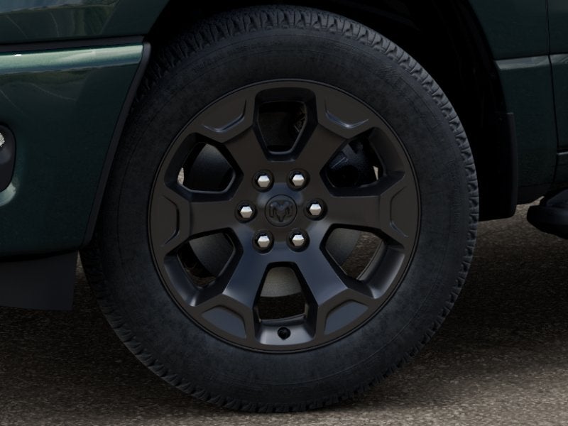 2026 RAM Ram 1500 Express Crew Cab 4x4 5'7" Box
