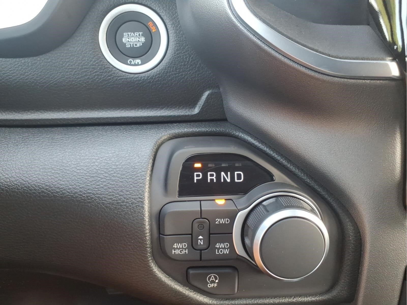 2026 RAM 1500 Express Crew Cab 4x4 5'7" Box