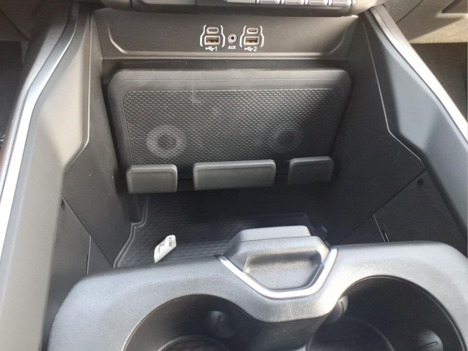 2026 RAM 1500 Express Crew Cab 4x4 5'7" Box