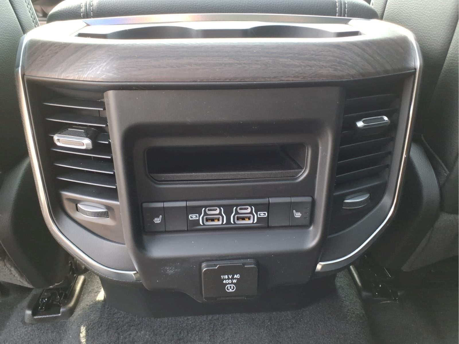 2026 RAM Ram 1500 Laramie Crew Cab 4x4 5'7" Box