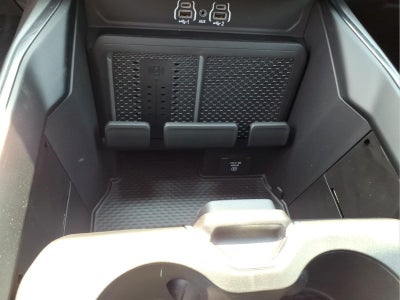 2026 RAM Ram 1500 Laramie Crew Cab 4x4 5'7" Box