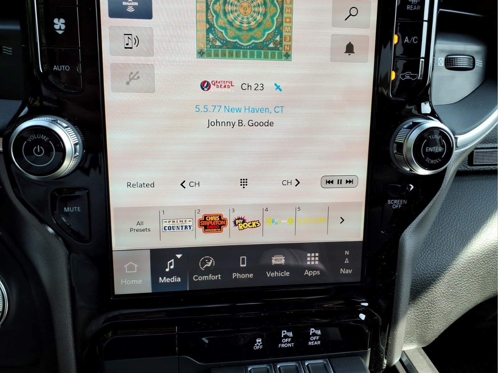 2026 RAM Ram 1500 Laramie