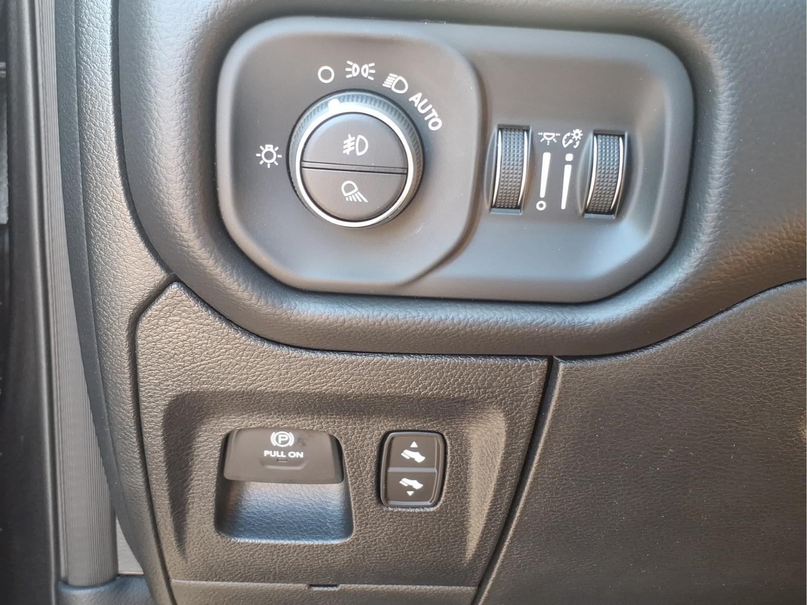2026 RAM Ram 1500 Rebel Crew Cab 4x4 5'7" Box
