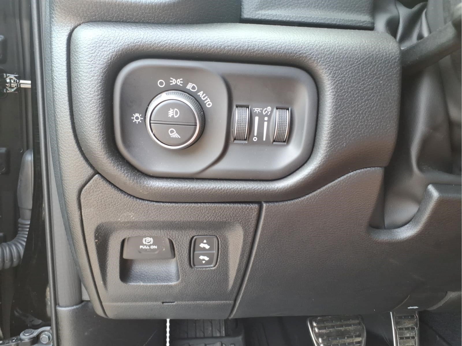 2026 RAM Ram 1500 RHO Crew Cab 4x4 5'7" Box