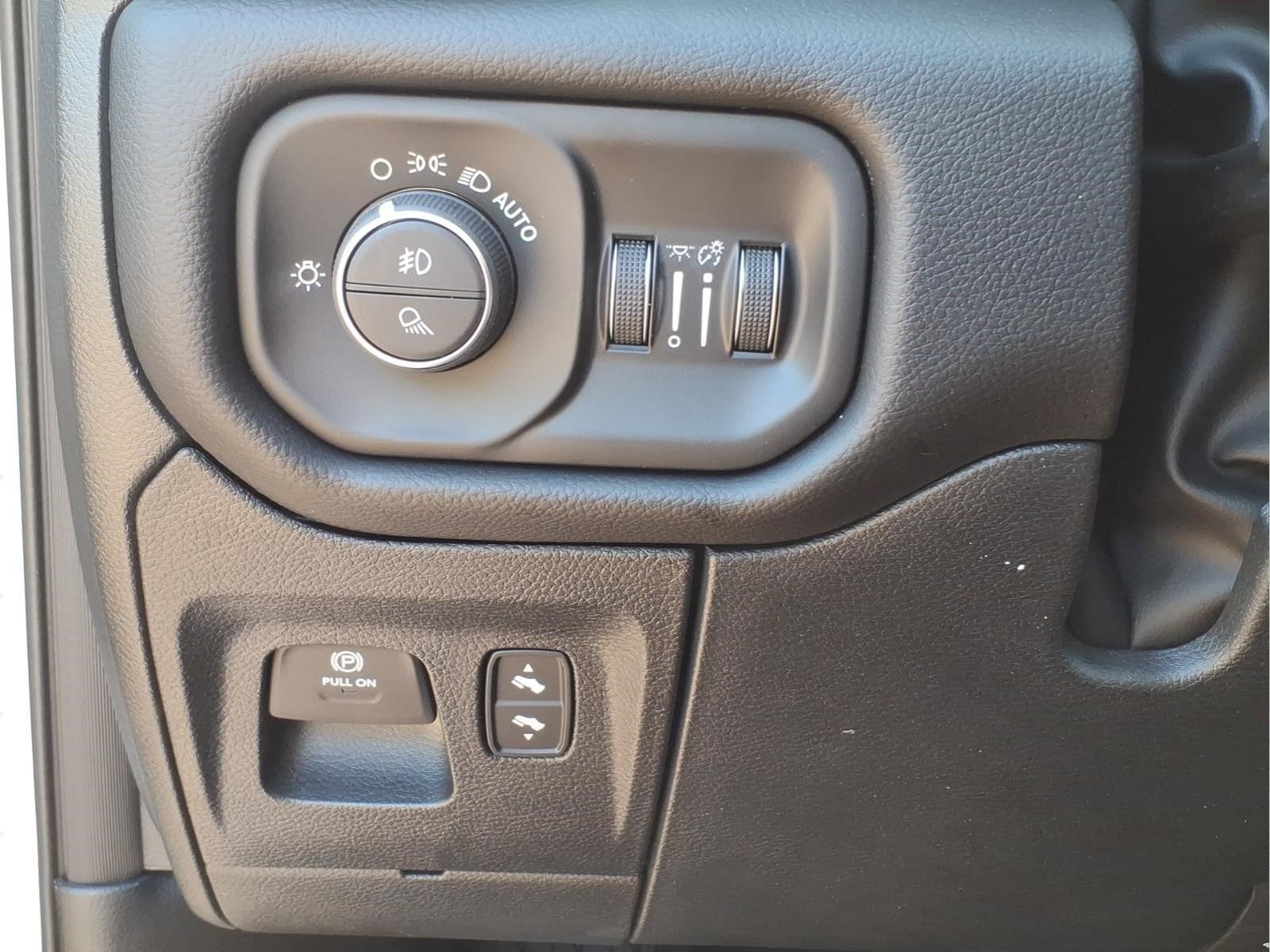 2026 RAM Ram 1500 RHO Crew Cab 4x4 5'7" Box