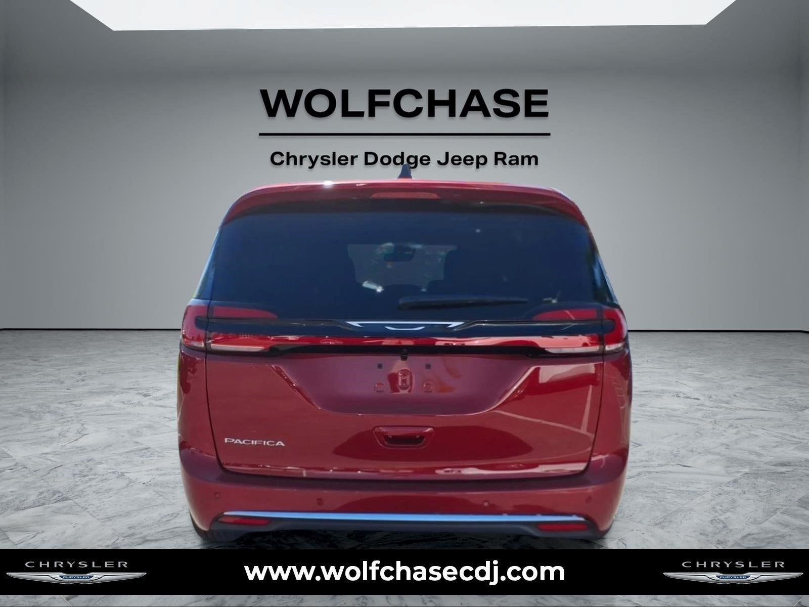 2027 Chrysler Pacifica Select