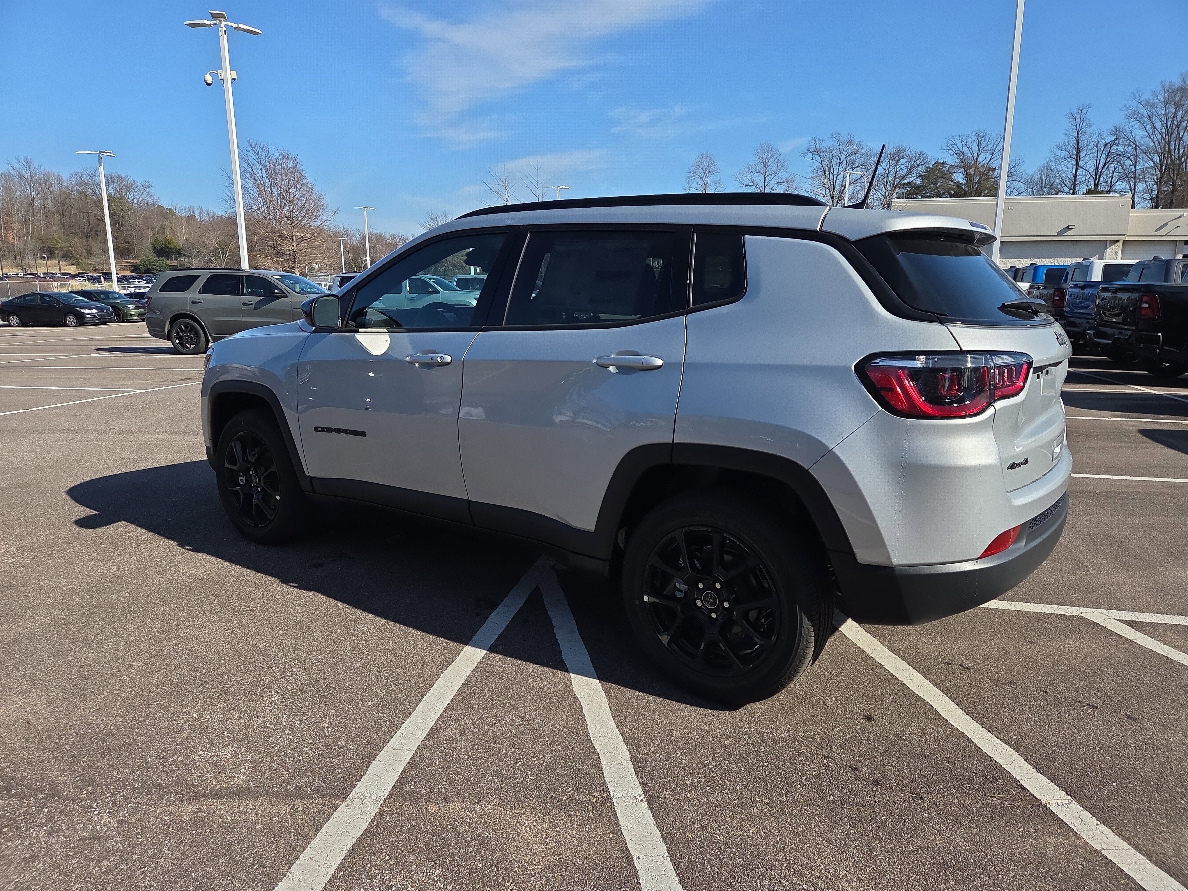 2026 Jeep Compass Latitude Altitude