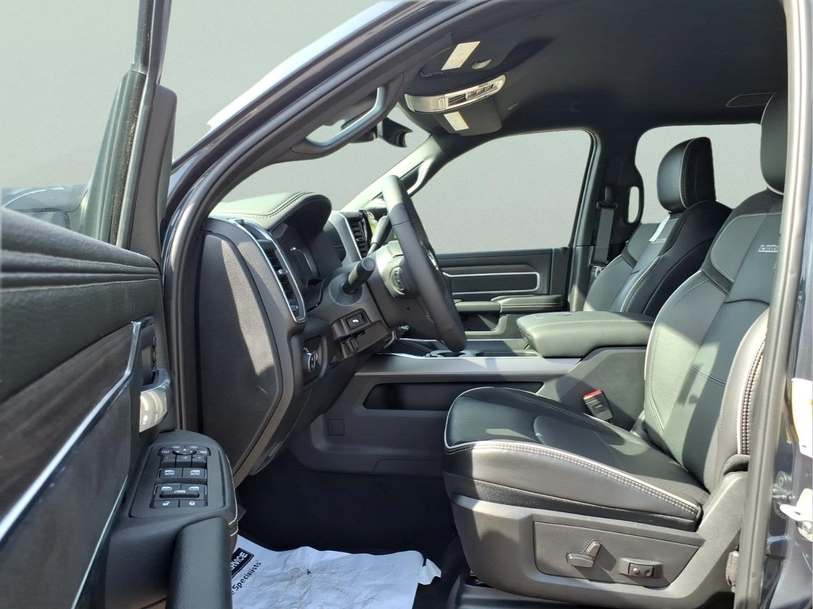 2025 RAM Ram 2500 Laramie Crew Cab 4x4 6'4" Box