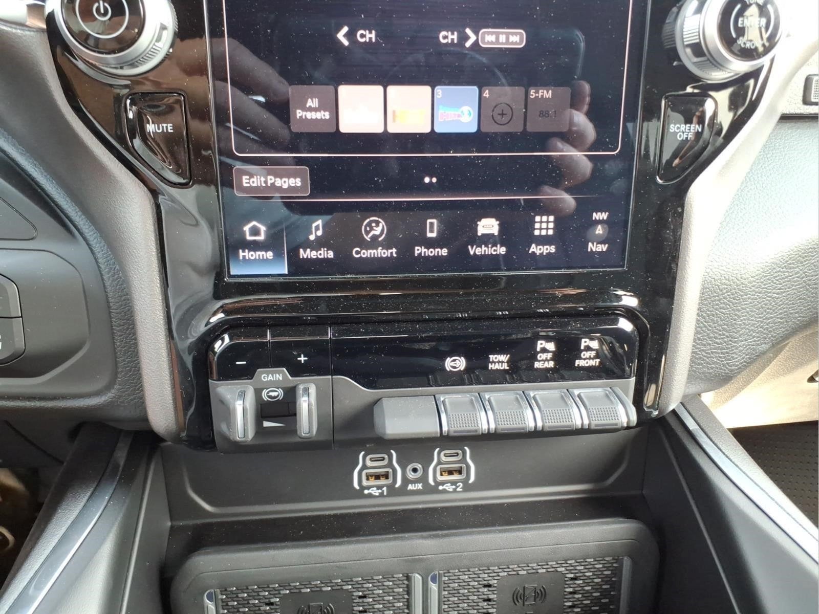 2025 RAM Ram 2500 Laramie Crew Cab 4x4 6'4" Box