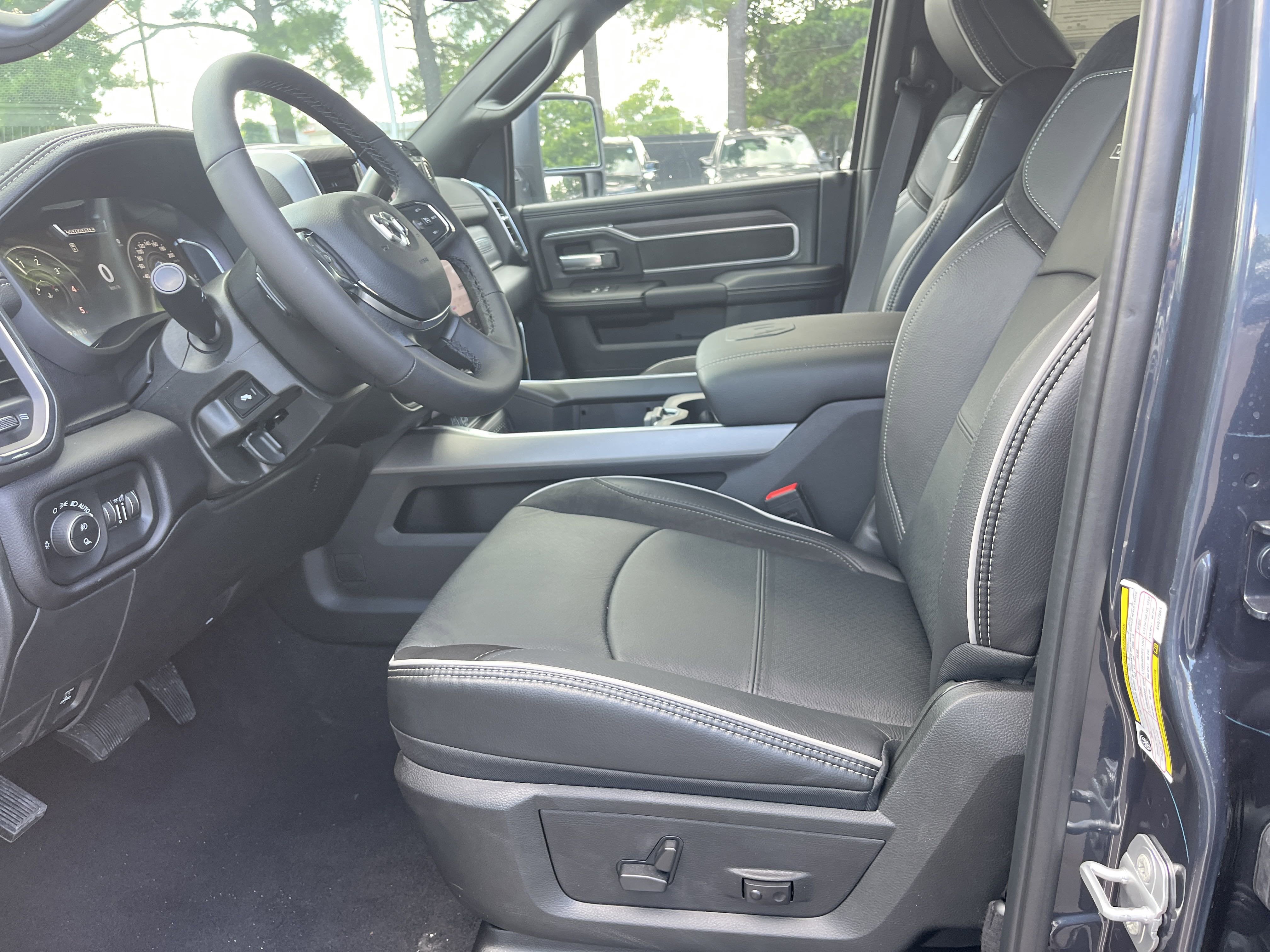 2025 RAM Ram 2500 Laramie