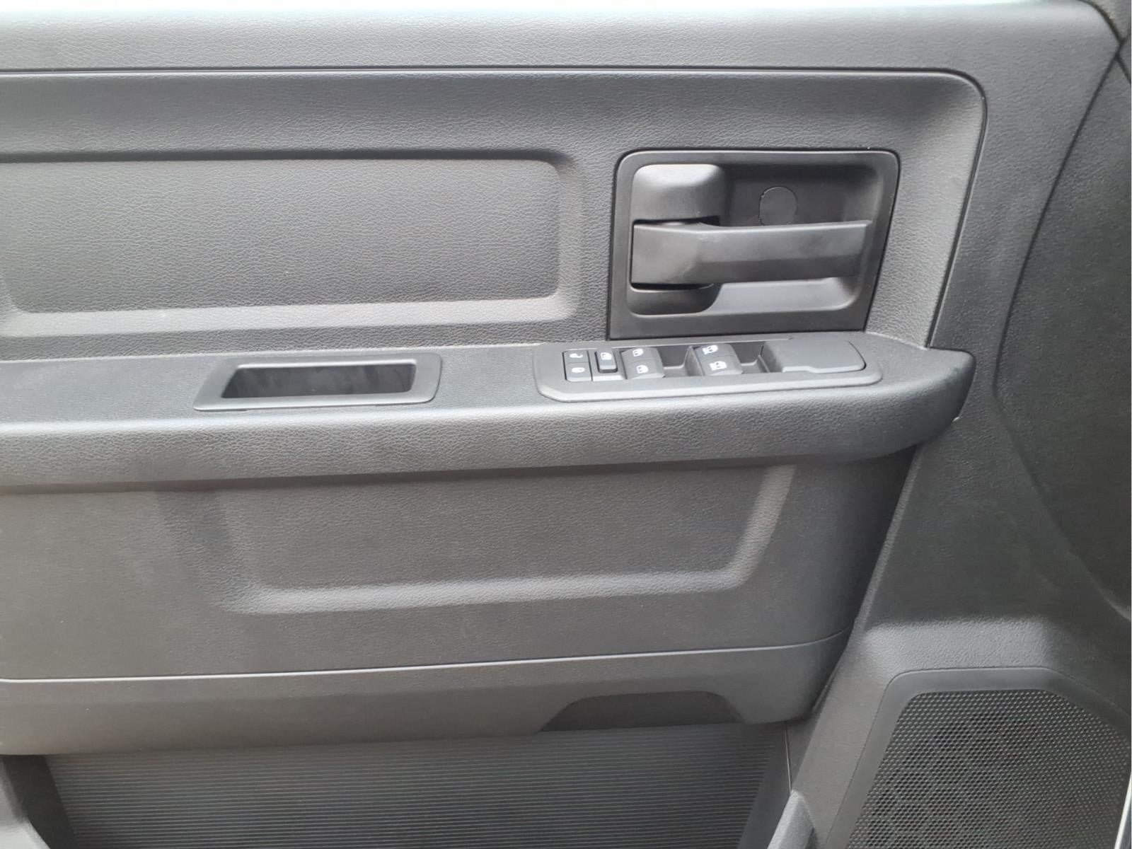 2026 RAM Ram 3500 Tradesman Crew Cab 4x4 8' Box