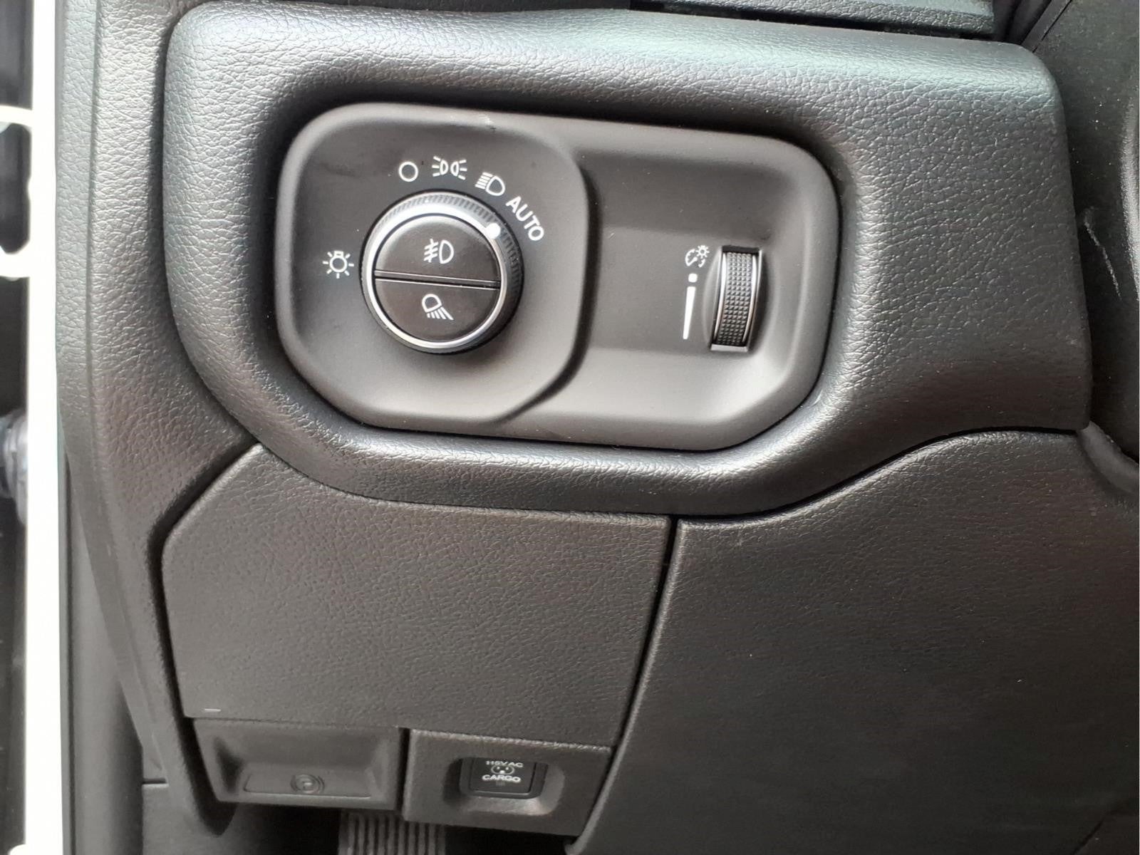 2026 RAM Ram 3500 Tradesman Crew Cab 4x4 8' Box