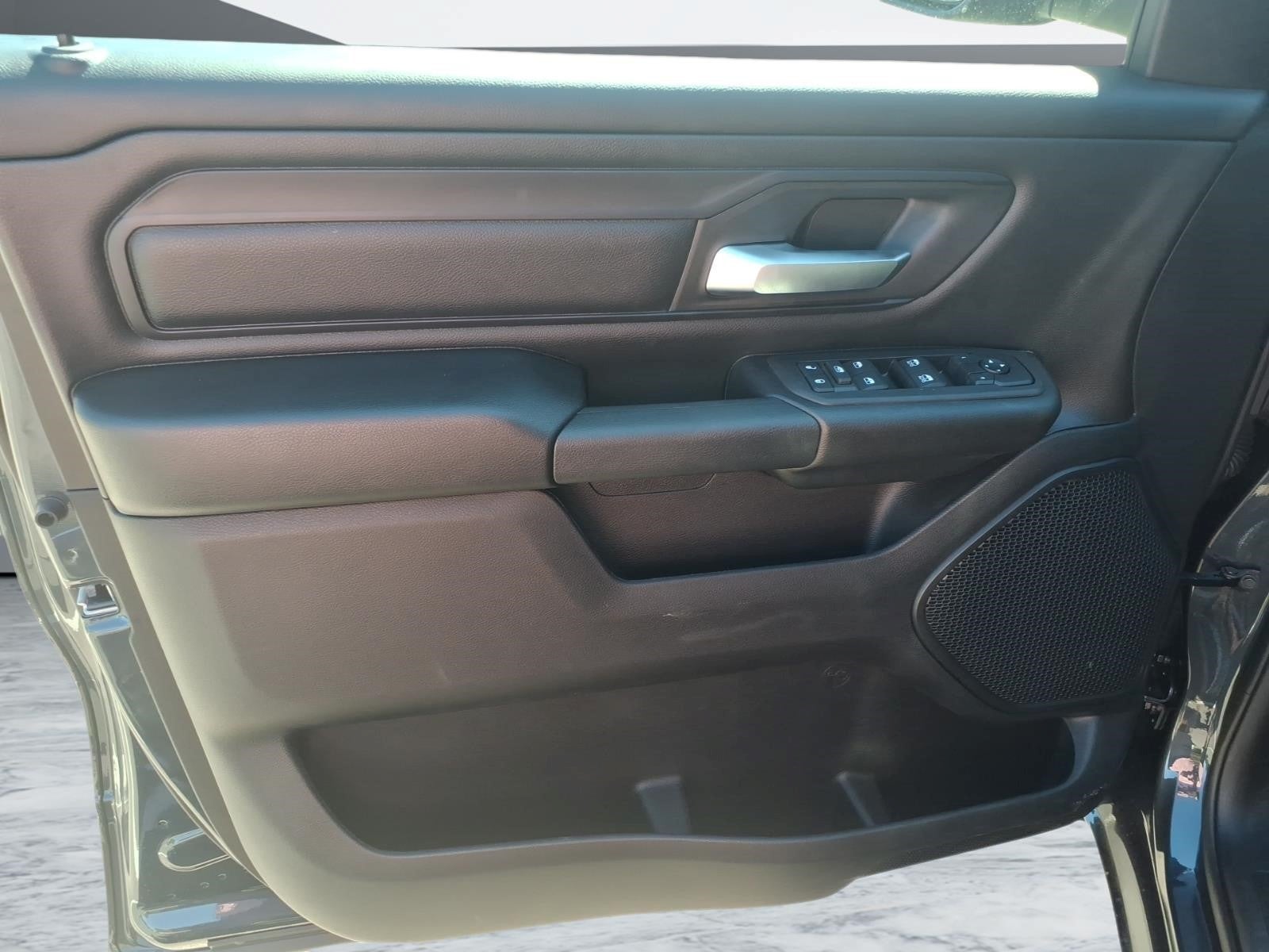 2026 RAM Ram 1500 Express Crew Cab 4x2 5'7" Box