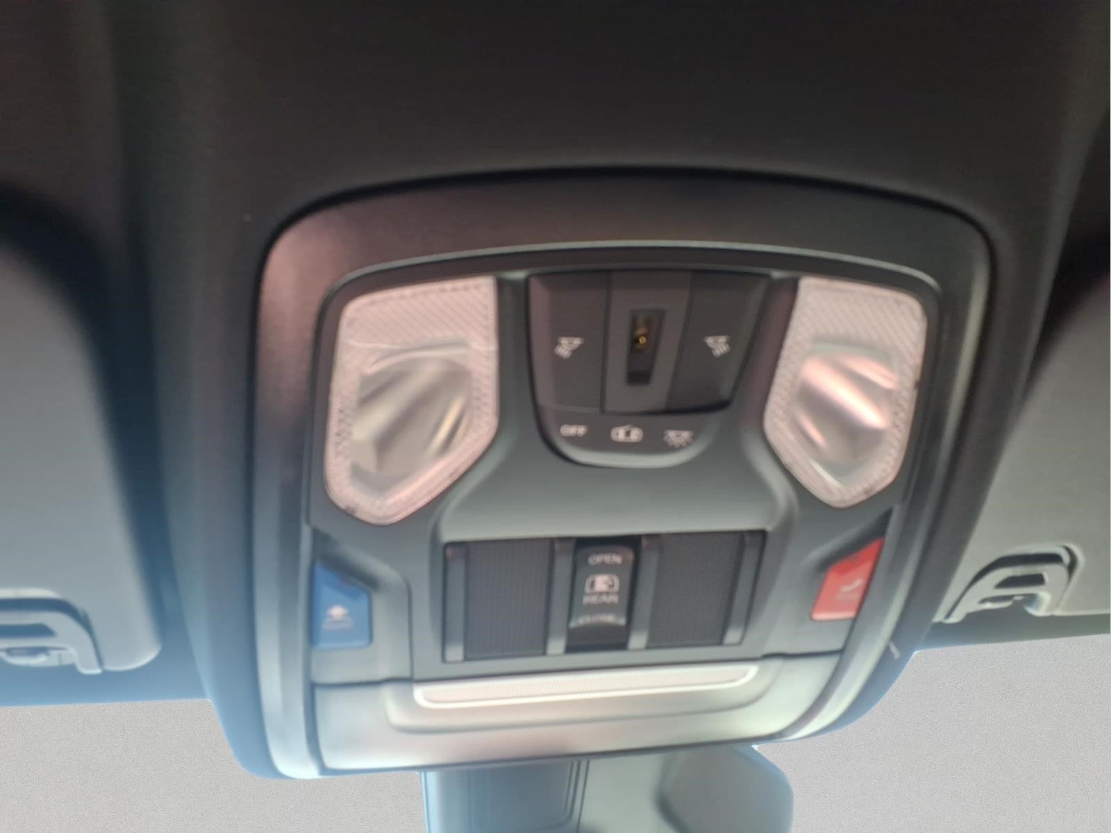 2026 RAM Ram 1500 Express Crew Cab 4x2 5'7" Box