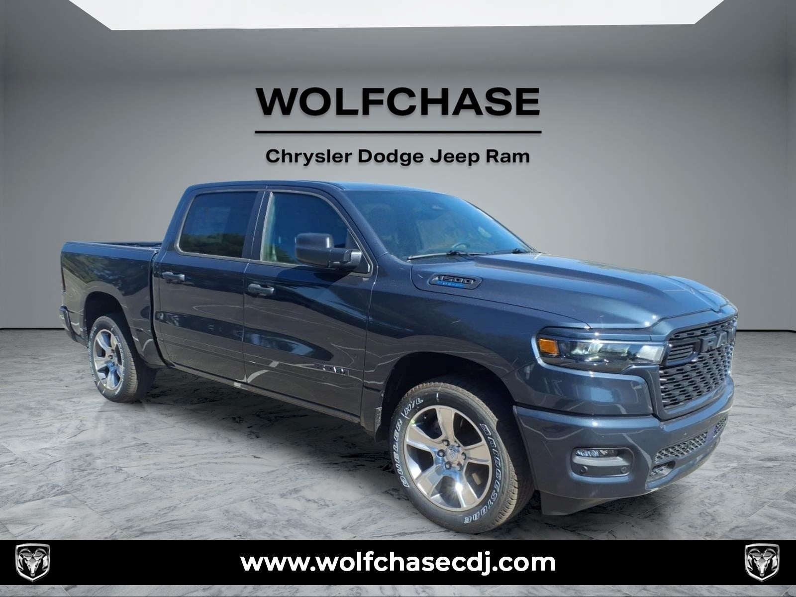 2026 RAM Ram 1500 Express Crew Cab 4x2 5'7" Box
