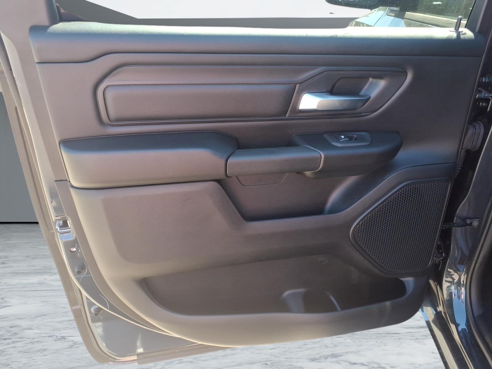 2026 RAM Ram 1500 Express Crew Cab 4x2 5'7" Box