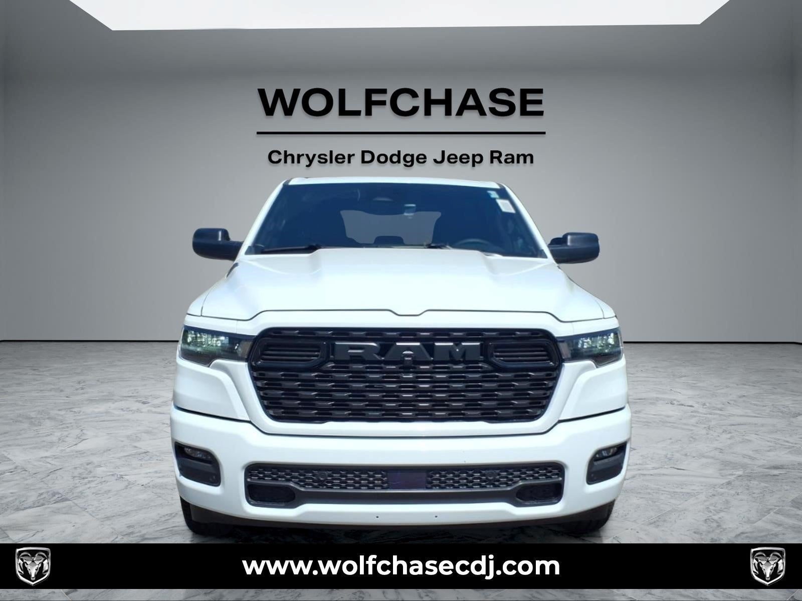 2026 RAM 1500 Express Crew Cab 4x2 5'7" Box