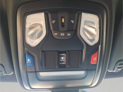 2026 RAM 1500 Express Crew Cab 4x4 5'7" Box