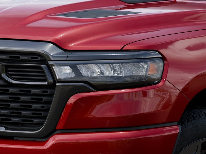 2026 RAM 1500 Express Crew Cab 4x4 5'7" Box