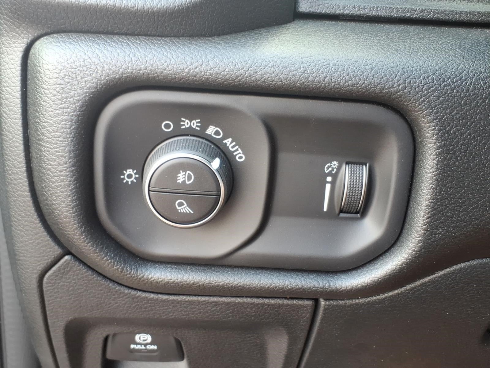 2026 RAM Ram 1500 Warlock Crew Cab 4x4 5'7" Box