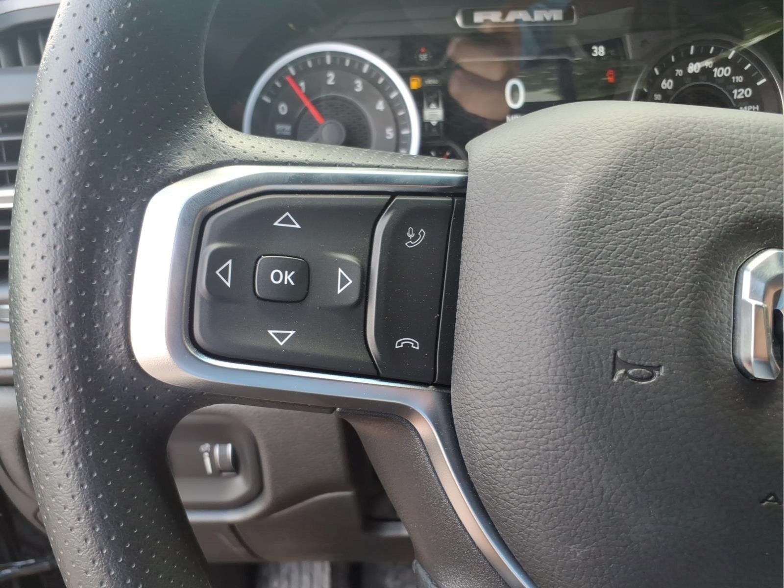 2026 RAM Ram 1500 Warlock Crew Cab 4x4 5'7" Box
