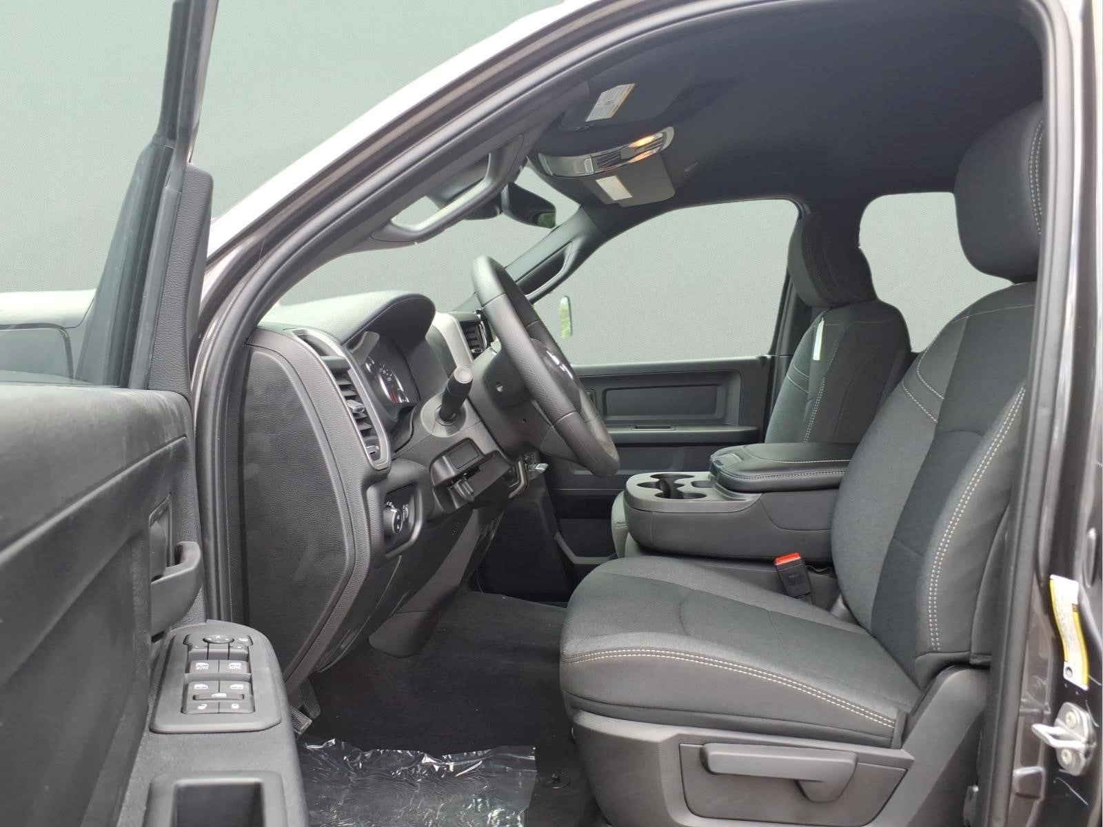 2026 RAM Ram 2500 Tradesman Crew Cab 4x4 6'4" Box