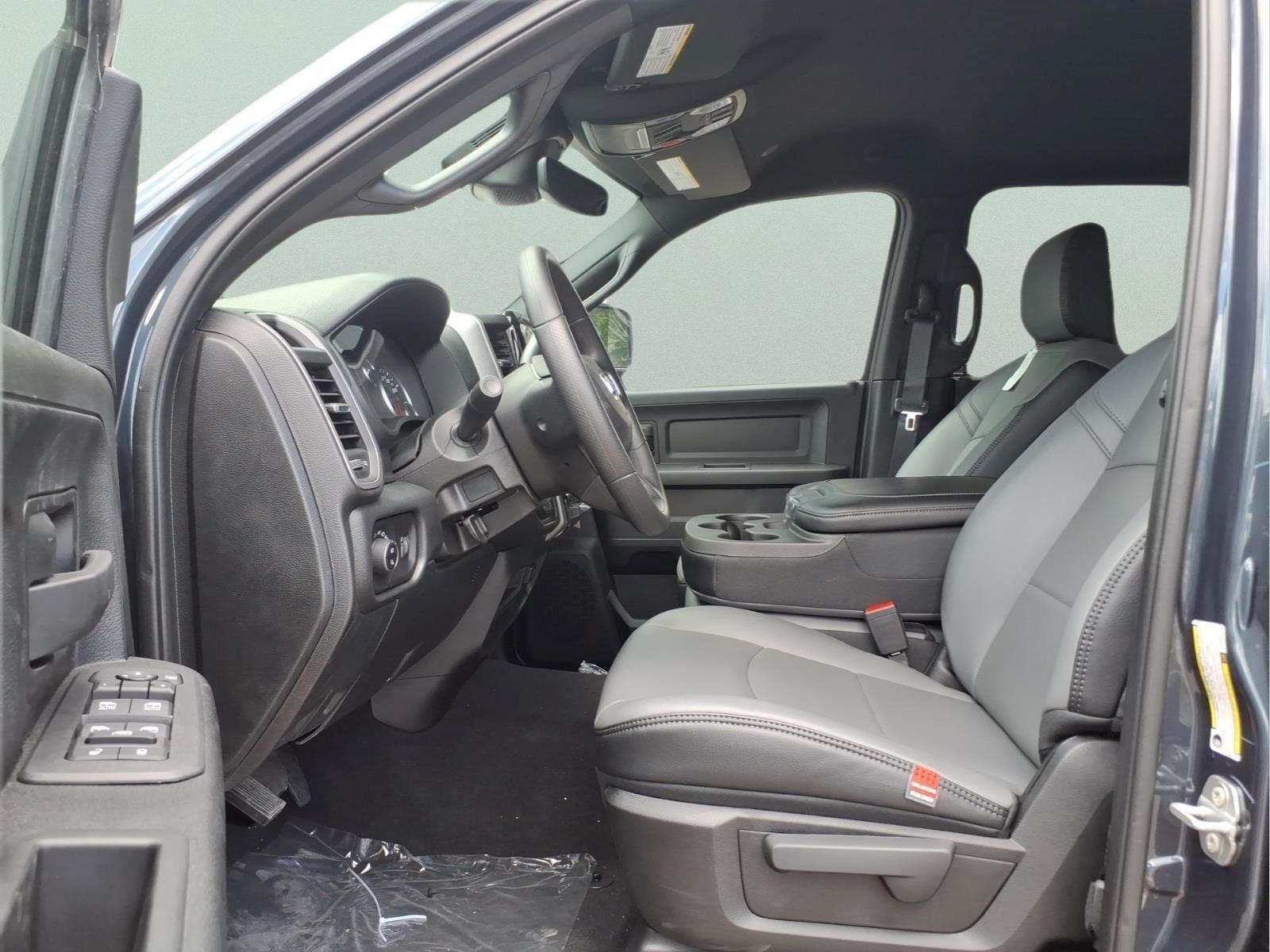 2026 RAM Ram 2500 Tradesman Crew Cab 4x4 6'4" Box