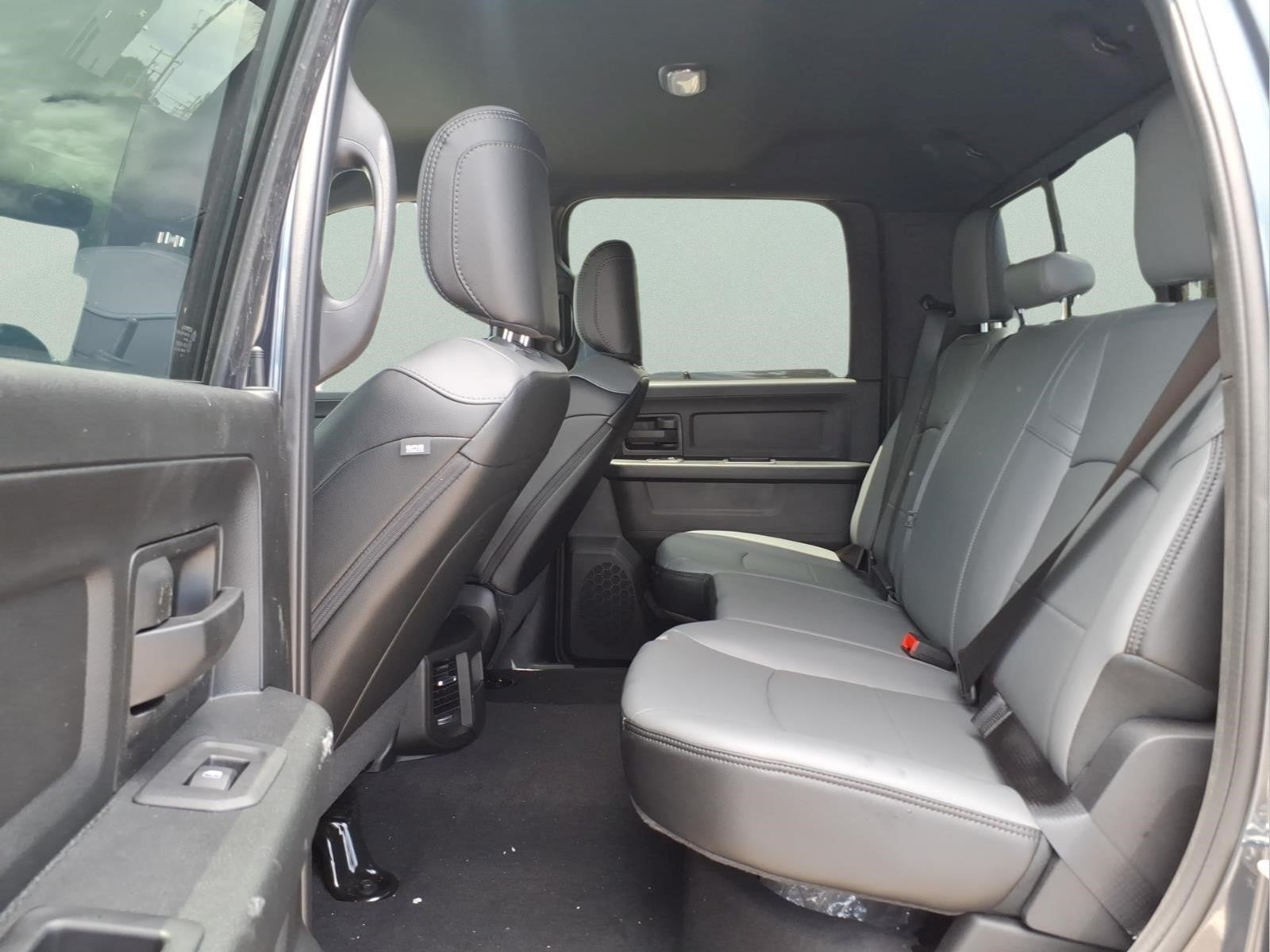 2026 RAM Ram 2500 Tradesman Crew Cab 4x4 6'4" Box