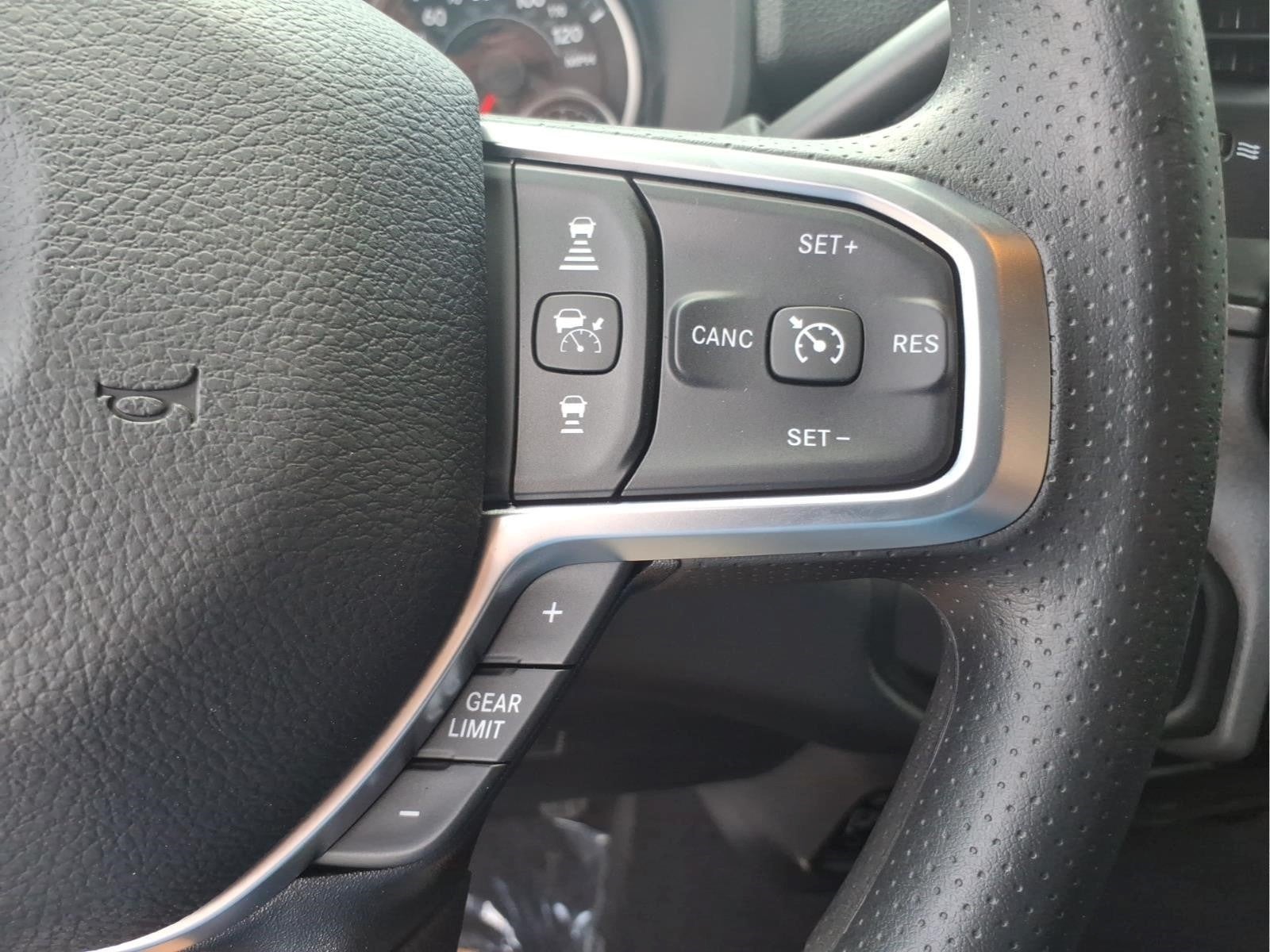 2026 RAM Ram 2500 Tradesman Crew Cab 4x4 6'4" Box