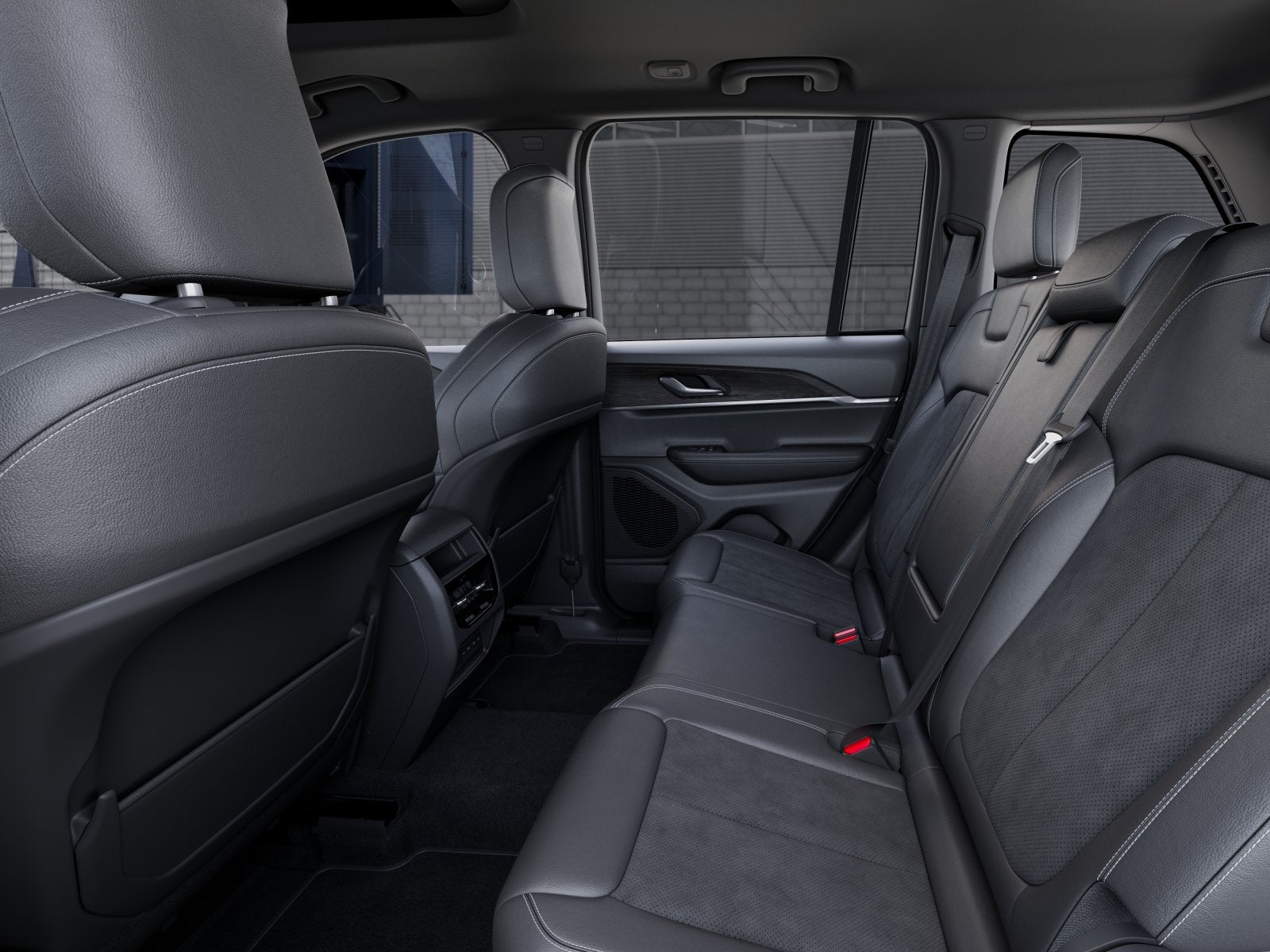 2026 Jeep Grand Cherokee Laredo Altitude